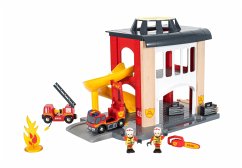 BRIO 33833 - World, Große Feuerwehr-Station mit Einsatzfahrzeug und Zubehör