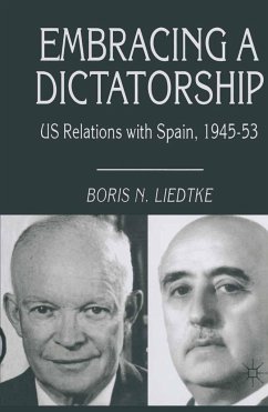 Embracing a Dictatorship - Liedtke, Boris N.