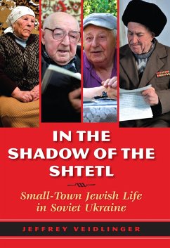 In the Shadow of the Shtetl - Veidlinger, Jeffrey