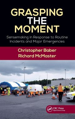 Grasping the Moment - Baber, Christopher; McMaster, Richard