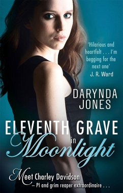 Eleventh Grave in Moonlight - Jones, Darynda