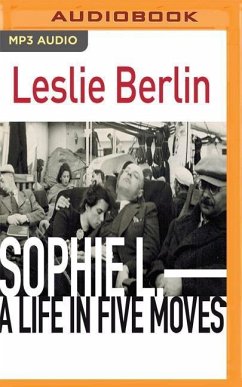 Sophie L.: A Life in Five Moves - Berlin, Leslie