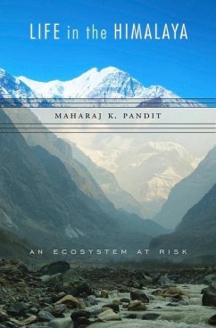 Life in the Himalaya - Pandit, Maharaj K.