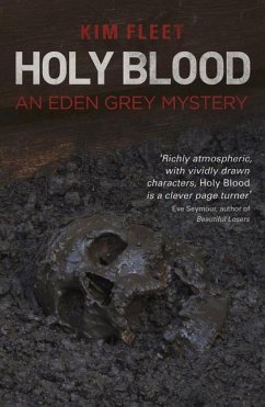 Holy Blood: Volume 2 - Fleet, Kim