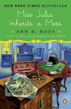 Miss Julia Inherits a Mess - Ross, Ann B.