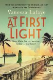 At First Light (eBook, ePUB)