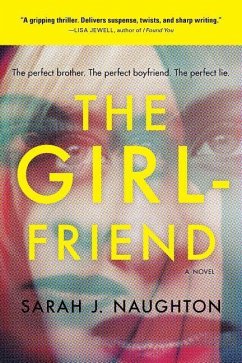 The Girlfriend - Naughton, Sarah