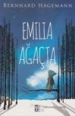 Emilia Agacta