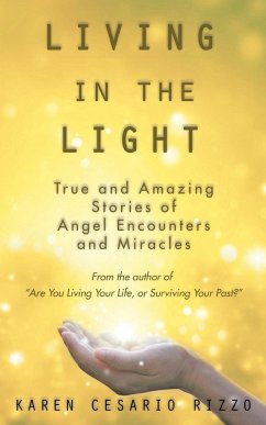 Living in the Light - Rizzo, Karen Cesario