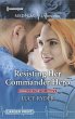 Resisting Her Commander Hero - Bild 1