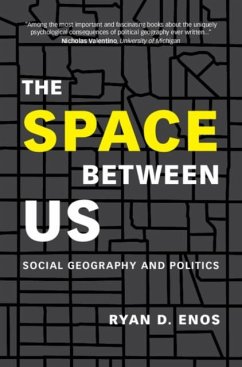Cover Space between Us (eBook, PDF)