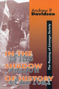 In the Shadow of History (eBook, PDF) - Davidson, Andrew