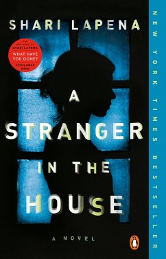 A Stranger in the House - Lapena, Shari