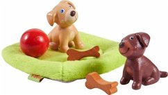 HABA 303892 - Little Friends, Hundebabys, (2 Hundebabys, 1 Ball, 2 Knochen, 1 Hundekissen) 6-teilig