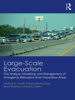 Large-Scale Evacuation (eBook, PDF) - Lindell, Michael K.; Murray-Tuite, Pamela; Wolshon, Brian; Baker, Earl J.