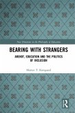 Bearing with Strangers (eBook, PDF)