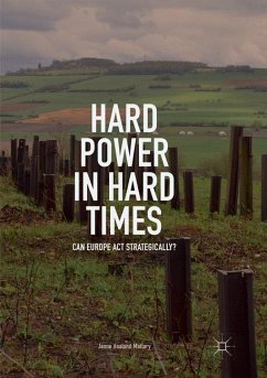 Hard Power in Hard Times - Matlary, Janne Haaland