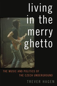 Living in The Merry Ghetto (eBook, PDF) - Hagen, Trever