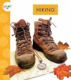 Hiking - Black, Nessa