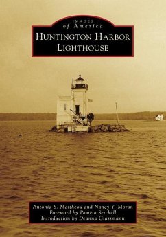 Huntington Harbor Lighthouse - Mattheou, Antonia S; Moran, Nancy Y