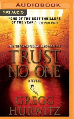 Trust No One: With Bonus Audio Short Story, the Awakening, a Prelude - Hurwitz, Gregg