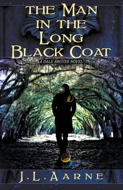 The Man in the Long Black Coat - Aarne, J. L.