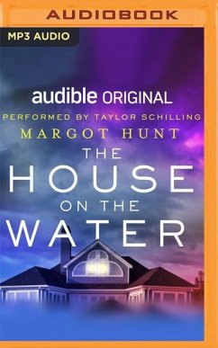 The House on the Water: A Novella - Hunt, Margot