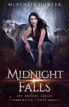 Midnight Falls - Hunter, McKenzie