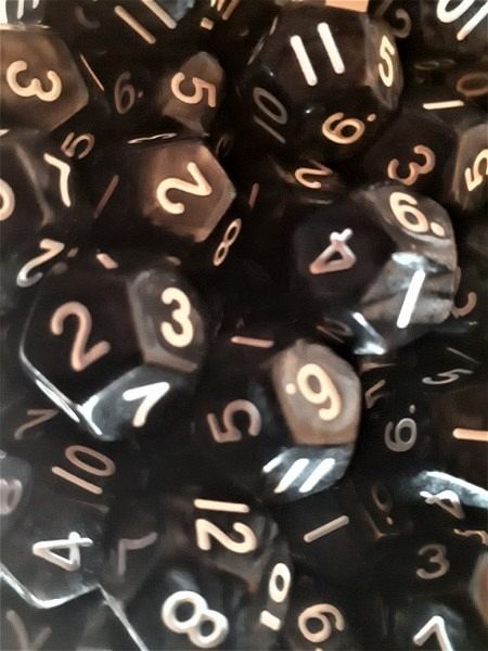 Pegasus DIC70787 - Würfelset D12: Pearl Black (50) im Beutel