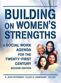 Building on Women's Strengths (eBook, ePUB)
