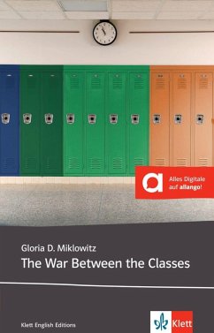 The War Between the Classes - Miklowitz, Gloria D.