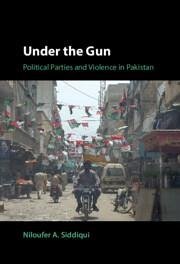 Under the Gun - Siddiqui, Niloufer A