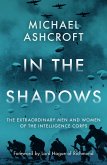In the Shadows (eBook, ePUB)