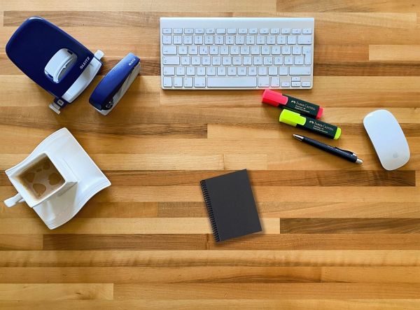 A 6 Notizbuch Luxury 80 Seiten SCHWARZ ONYX GLITTER-OPTIK, punktiert 20x20mm A 6 Notizbuch Luxury 80 Seiten SCHWARZ ONYX GLITTER-OPTIK, punktiert 20x20mm