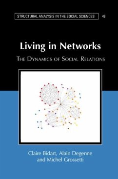 Cover Living in Networks (eBook, PDF)