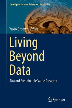 Cover Living Beyond Data (eBook, PDF)
