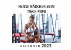 Heisse Mädchen beim Trainieren