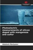 Photoelectric measurements of silicon doped with manganese and sulfur