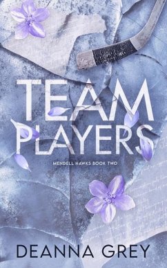 Team Players: Alternate Cover Edition - Grey, Deanna