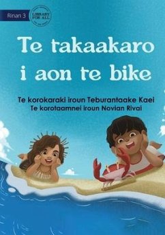 Playing at the Beach - Te takaakaro i aon te bike (Te Kiribati) - Kaei, Teburantaake