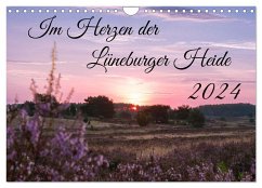Im Herzen der Lüneburger Heide (Wandkalender 2024 DIN A4 quer), CALVENDO Monatskalender