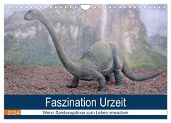 Faszination Urzeit - wenn Spielzeugdinos zum Leben erwachen (Wandkalender 2024 DIN A4 quer), CALVENDO Monatskalender