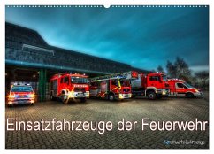 Einsatzfahrzeuge der Feuerwehr (Wandkalender 2024 DIN A2 quer), CALVENDO Monatskalender