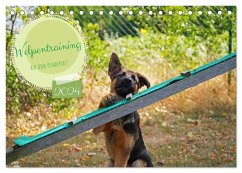 Welpentraining auf dem Hundeplatz (Tischkalender 2024 DIN A5 quer), CALVENDO Monatskalender