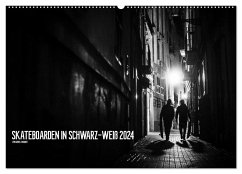 Skateboarden in Schwarz-Weiß (Wandkalender 2024 DIN A2 quer), CALVENDO Monatskalender