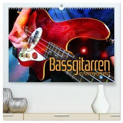 Bassgitarren in Szene gesetzt (hochwertiger Premium Wandkalender 2024 DIN A2 quer), Kunstdruck in Hochglanz - Utz, Renate