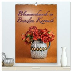 Blumenschmuck in Bunzlau Keramik (hochwertiger Premium Wandkalender 2024 DIN A2 hoch), Kunstdruck in Hochglanz