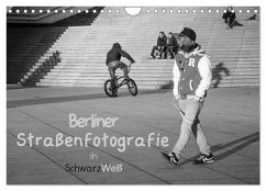 Berliner Straßenfotografie / Geburtstagskalender (Wandkalender 2024 DIN A4 quer), CALVENDO Monatskalender