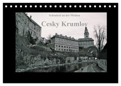 Schönheit an der Moldau - Cesky Krumlov (Tischkalender 2024 DIN A5 quer), CALVENDO Monatskalender