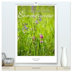 Ein Spaziergang über eine Sommerwiese (hochwertiger Premium Wandkalender 2024 DIN A2 hoch), Kunstdruck in Hochglanz